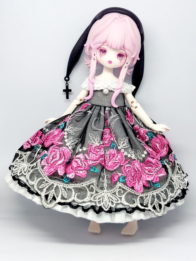 オフショルダードレス(黒レース有り)