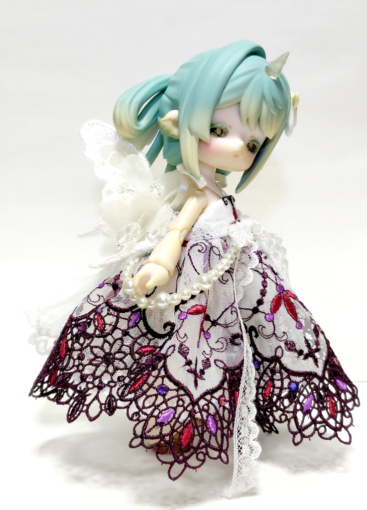 バタフライベールドレス