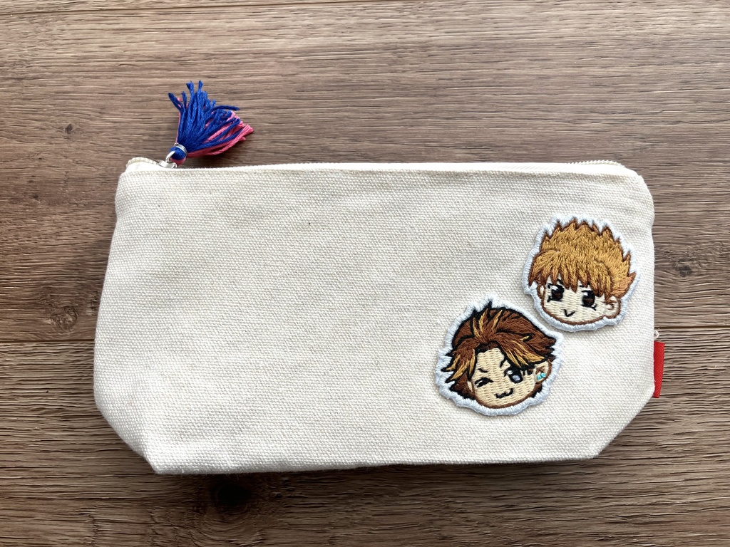 刺繍ワッペンポーチ