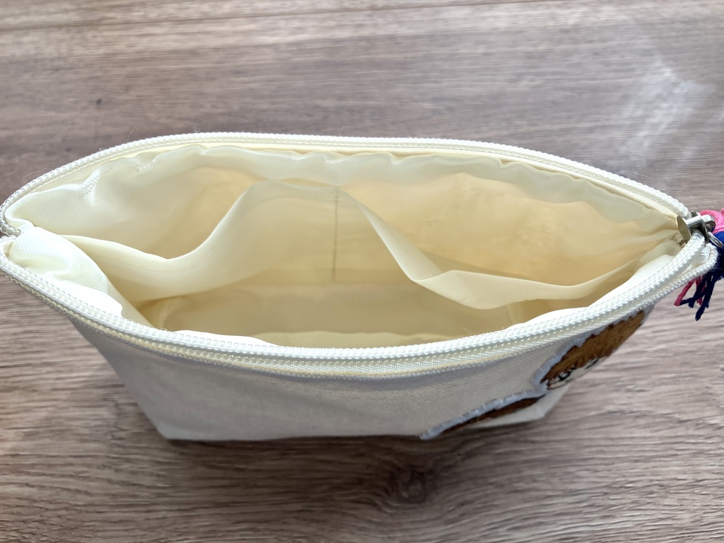 刺繍ワッペンポーチ