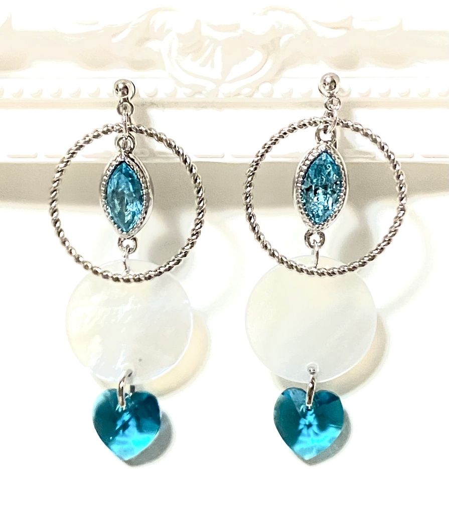 【一点物】ターコイズの瞳〜イヤリング・ピアス