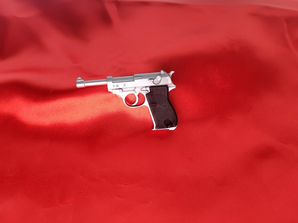 1/4スケール ワルサーP38 ac41