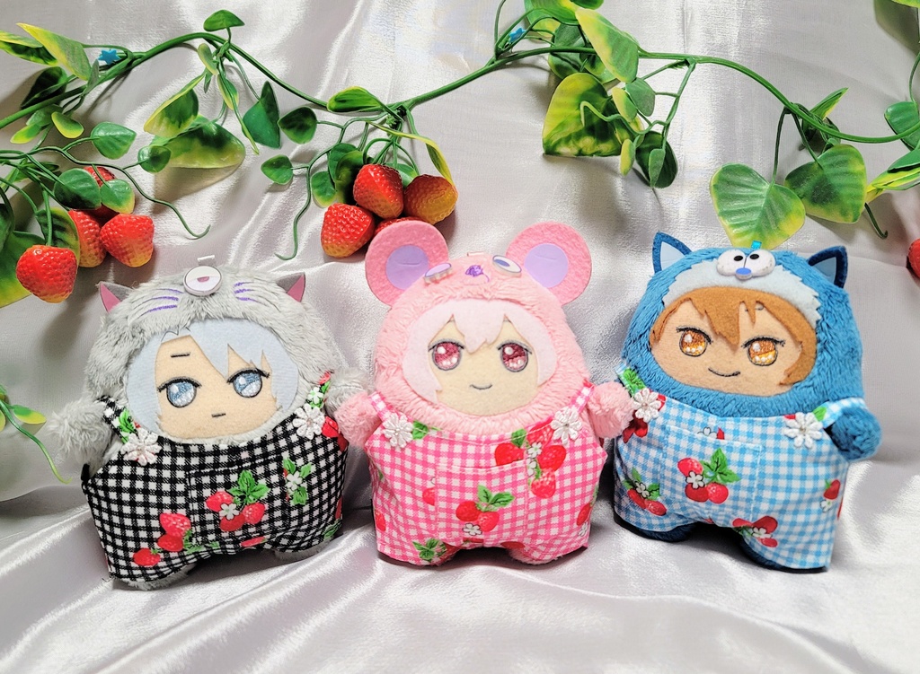 いちごのサロペット