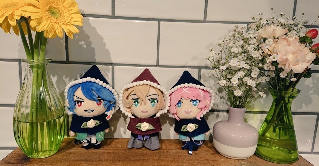 とんがり帽子ケープ