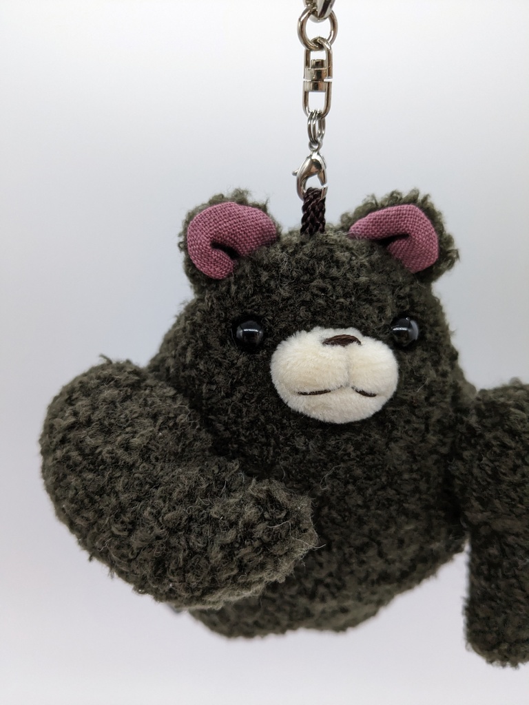 たよりがいある動物たちのぬいぐるみキーホルダー【黒クマ】