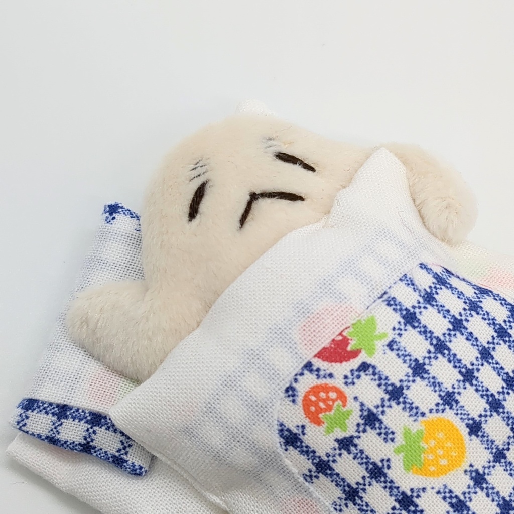 おふとんブローチ【アザラシ】