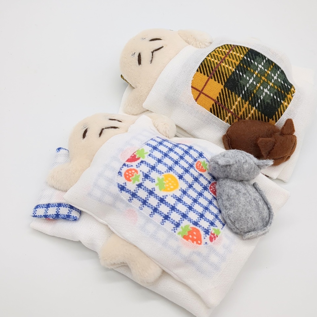 おふとんブローチ【アザラシ】