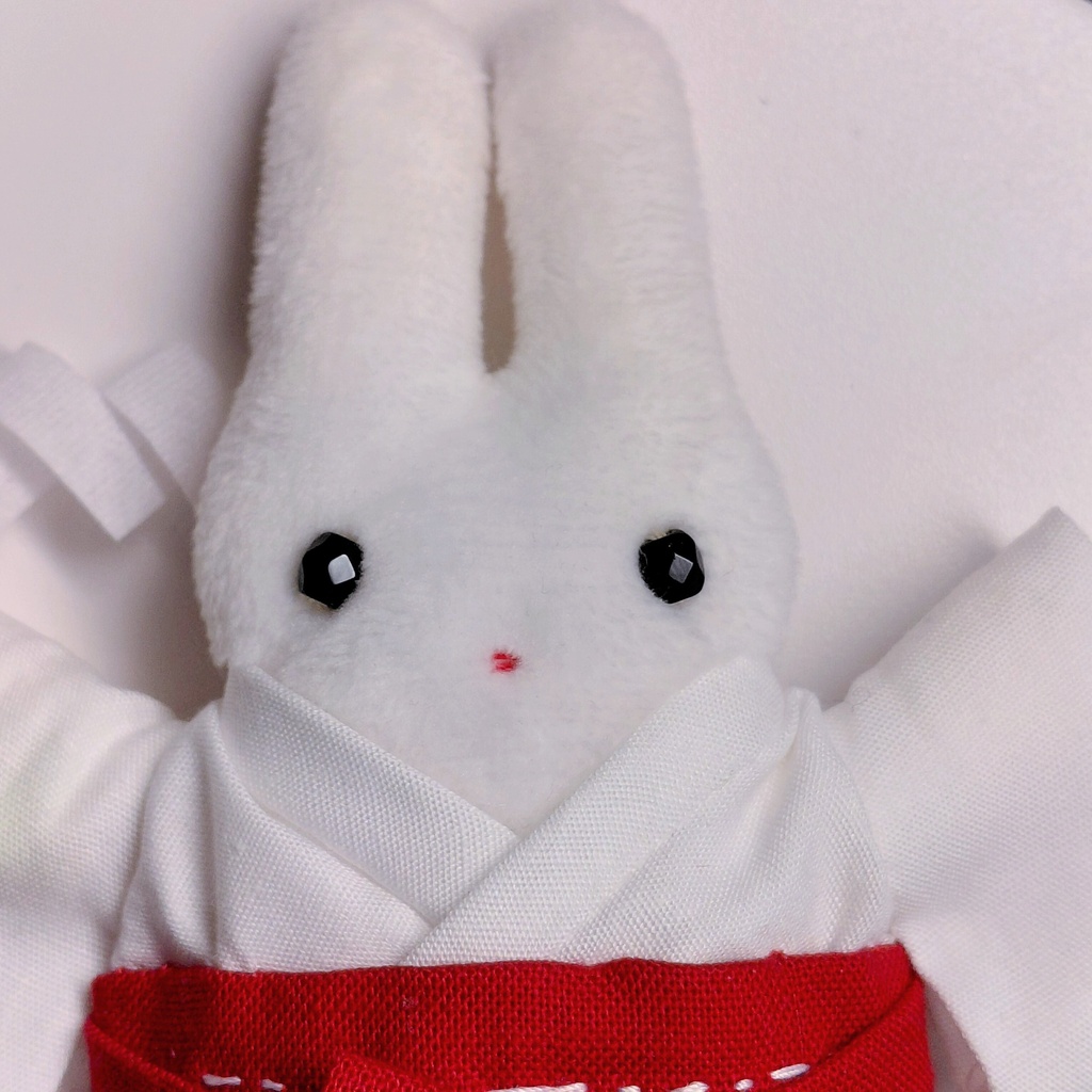 ちいさな巫女うさぎちゃんぬいぐるみ