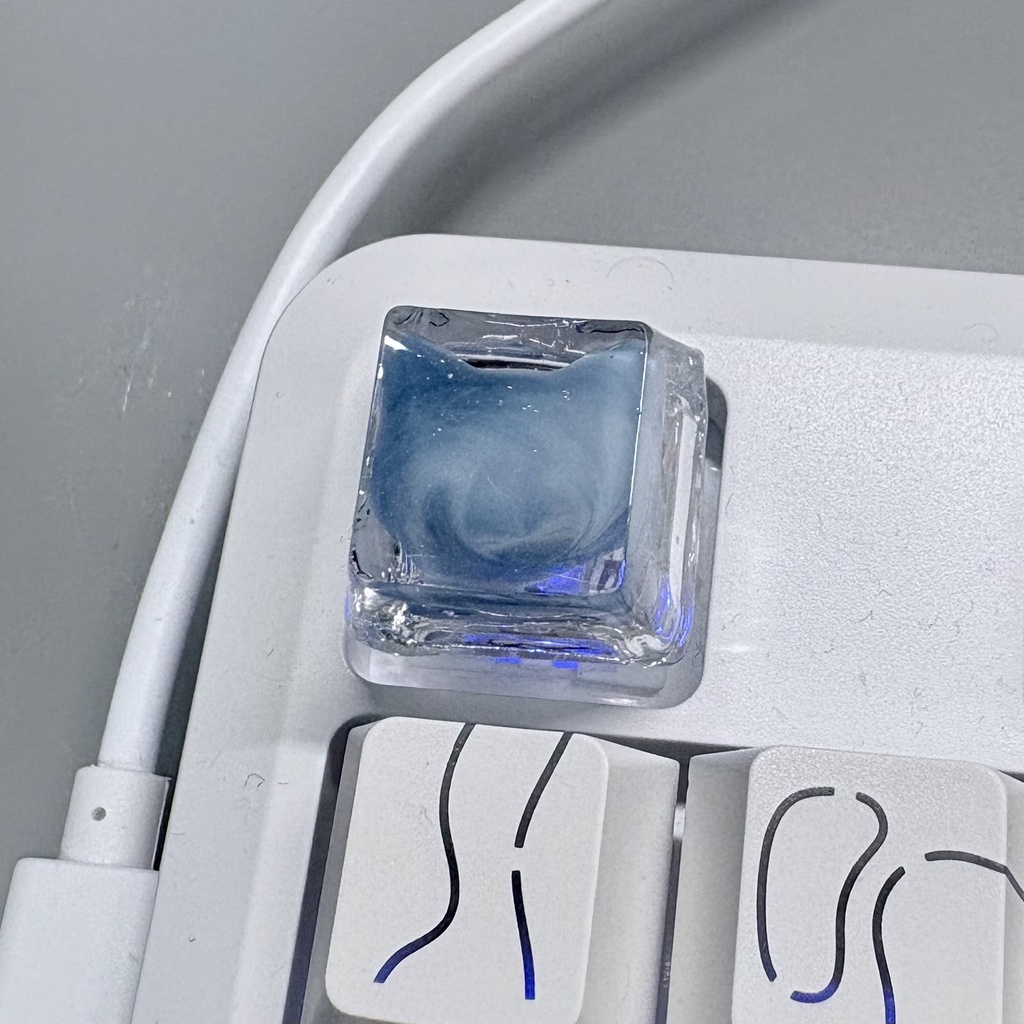 猫の惑星キーキャップ(透明)