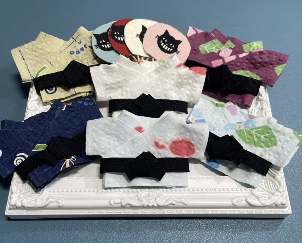 ねこちゃんのうちわ付き浴衣(10cm・12cm)