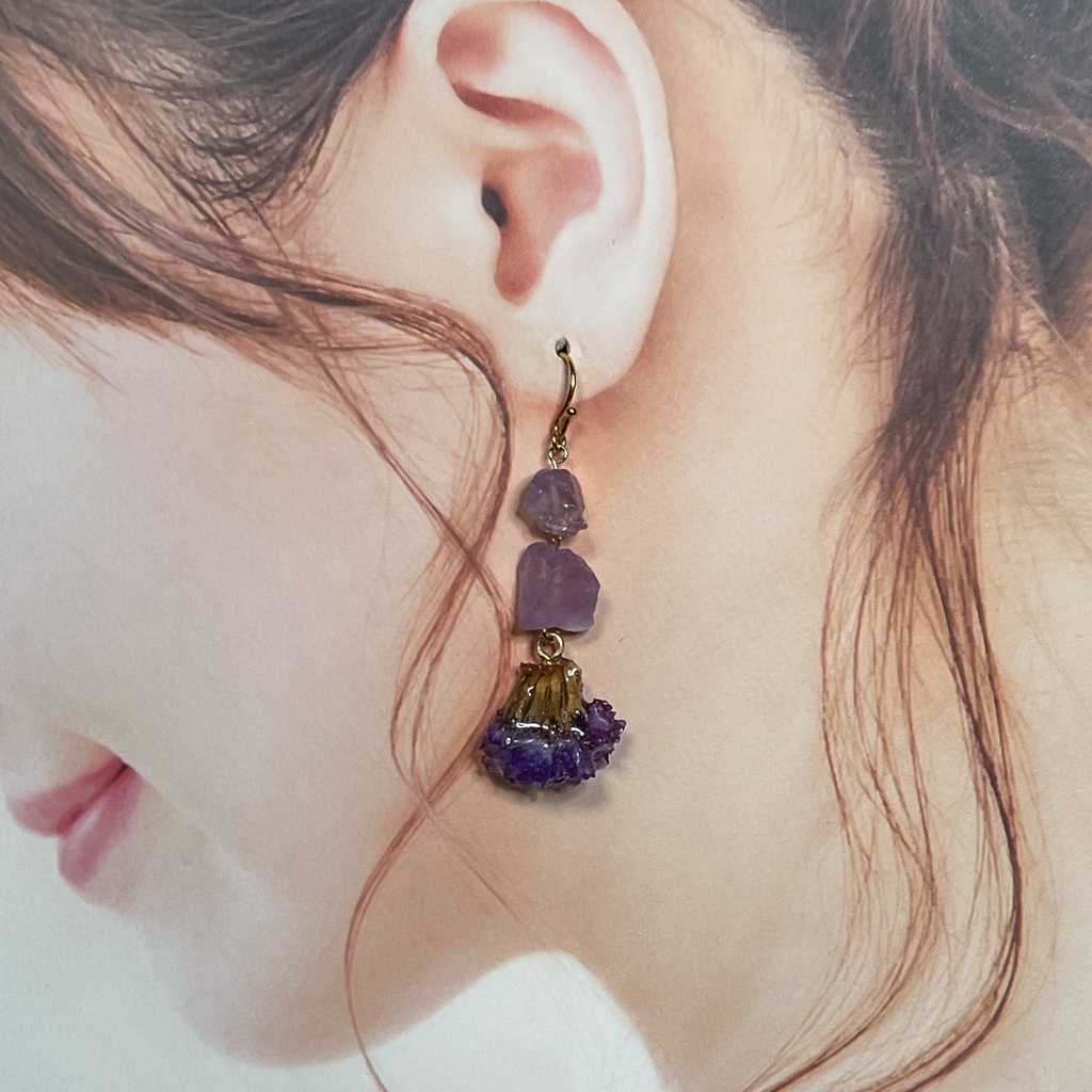 天然石とドライフラワーのピアス