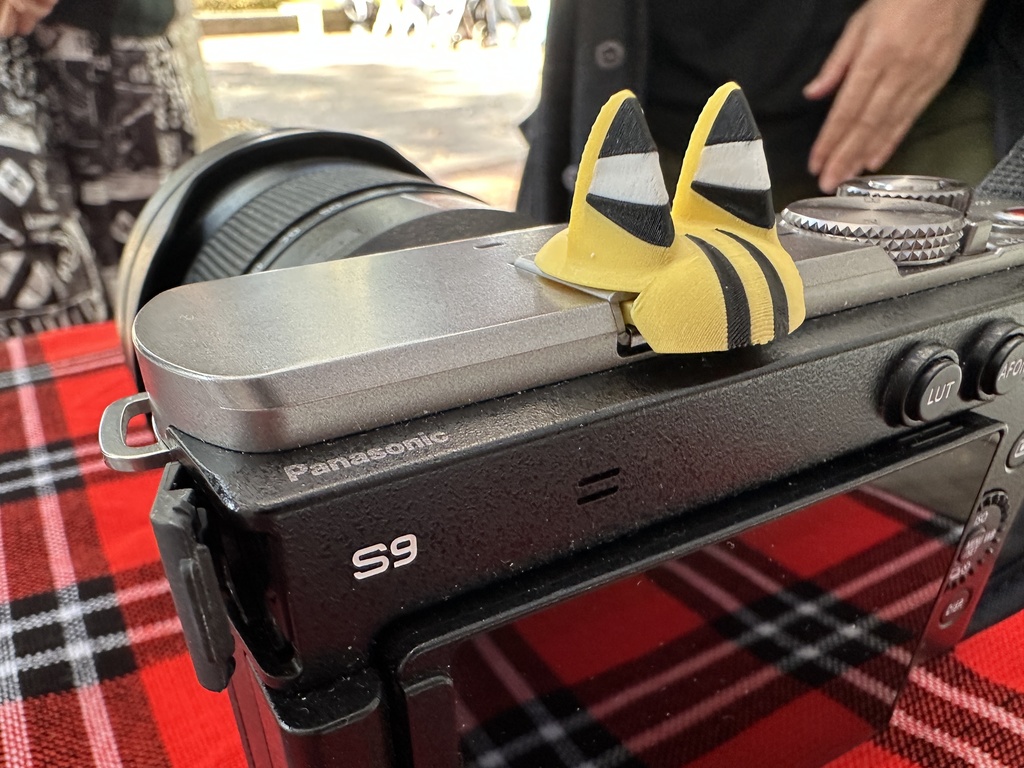 サーバル耳型シューカバー