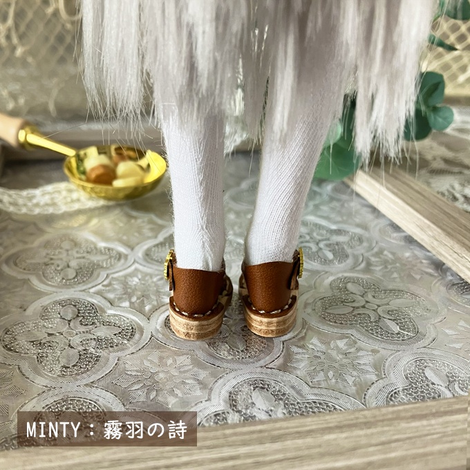 1/6ドール用Tストラップシューズ