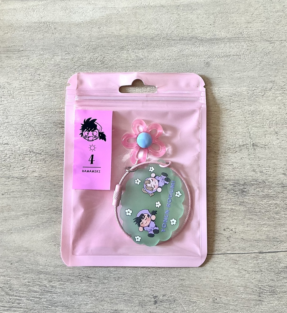 ピクニックアクリルキーホルダー(濃ピンク)