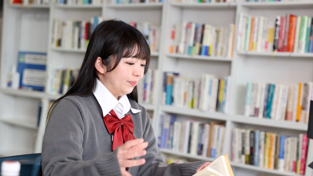 泉りおんさんのくしゃみ Rion Izumi's sneezing