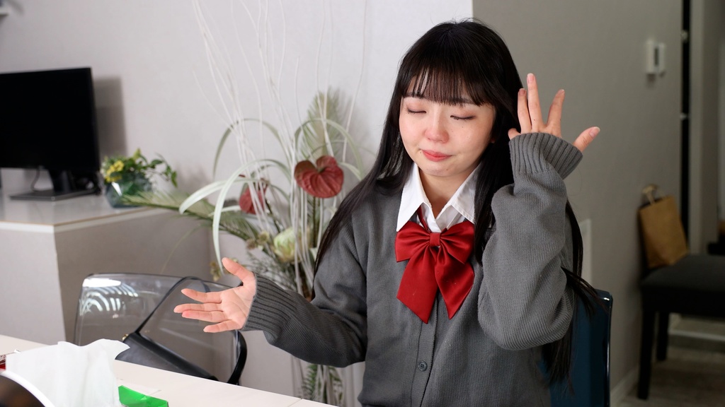 泉りおんさんのくしゃみ Rion Izumi's sneezing