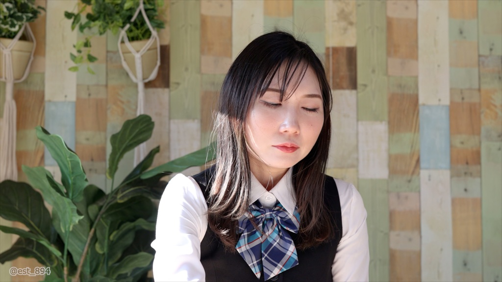 月咲すずねさんのくしゃみ2 Suzune Tsukisaki's sneezing 2