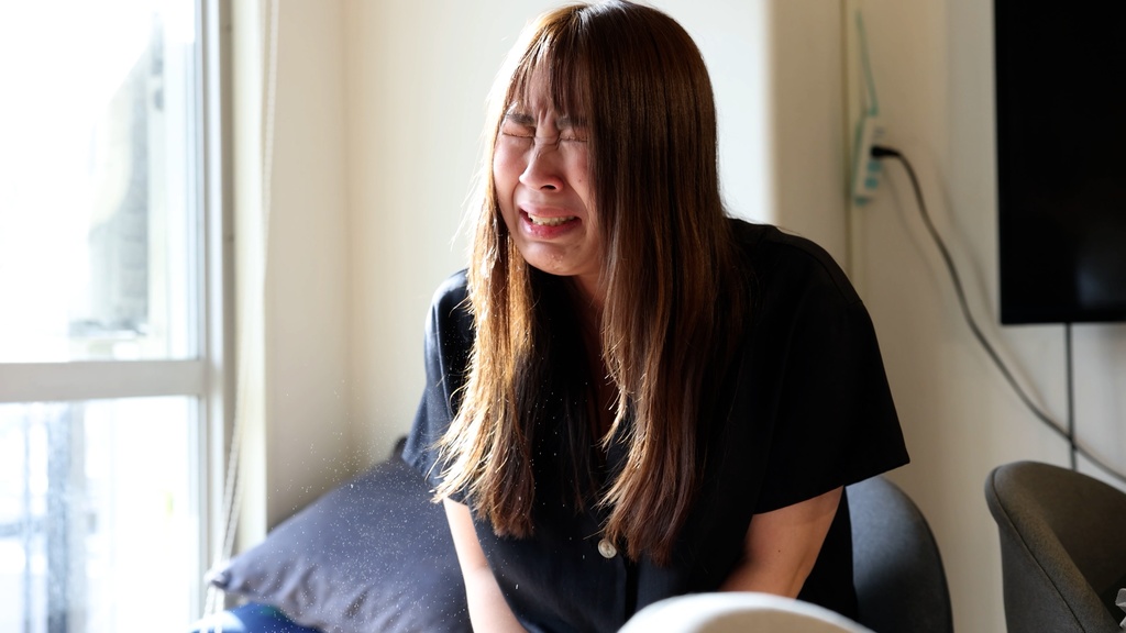 あむさんのくしゃみ2 Amu's spray sneezing