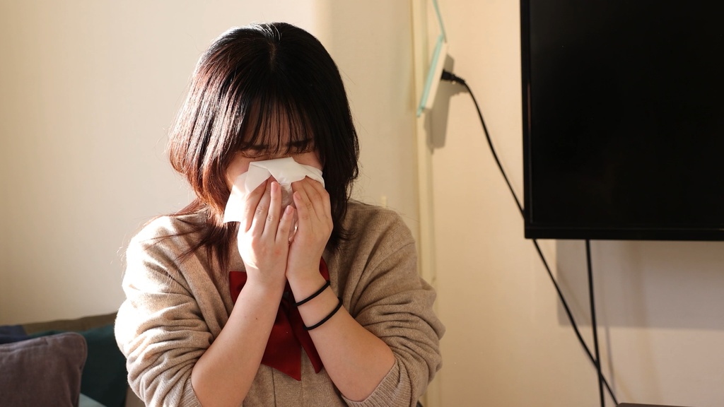 かごめさんの飛沫くしゃみ Kagome's spray sneezing