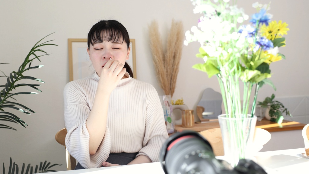 ひよみさんの飛沫くしゃみ Hiyomi's spray sneezing