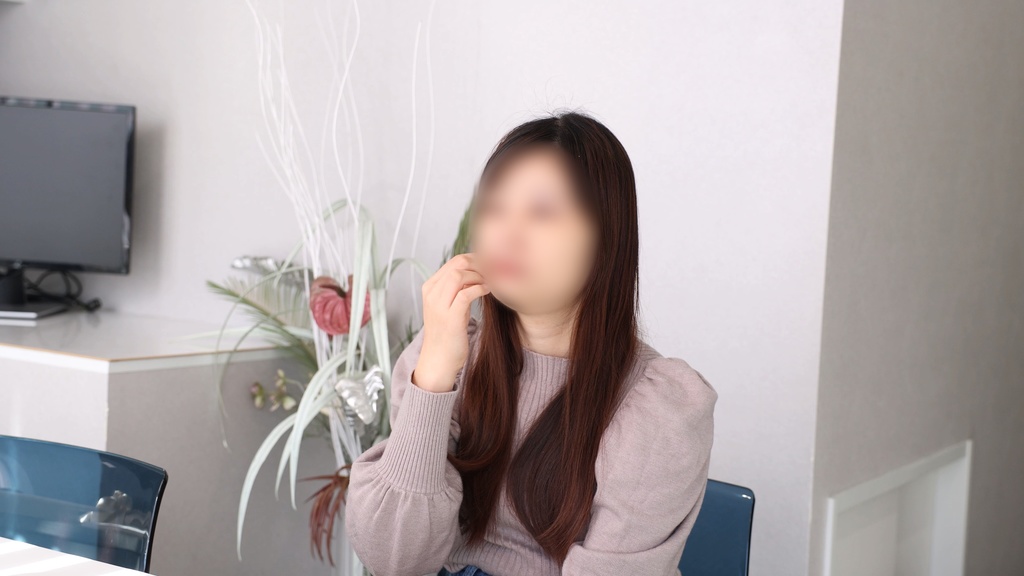 さゆなさんの飛沫くしゃみ2 Sayuna's spray sneeze 2