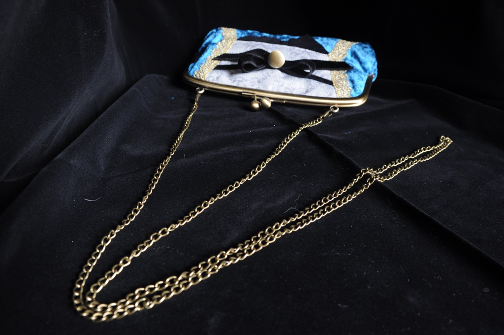 ベディヴィエール イメージイベント用財布