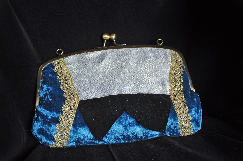 ベディヴィエール イメージイベント用財布