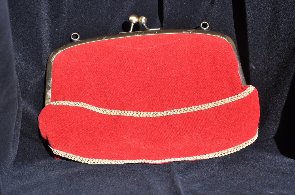 モードレッド イメージ イベント用財布