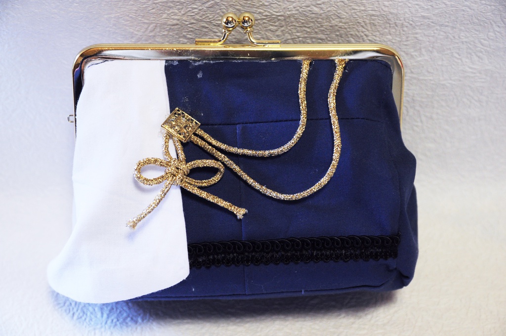 にっかり青江イメージ俵型がま口ポーチ