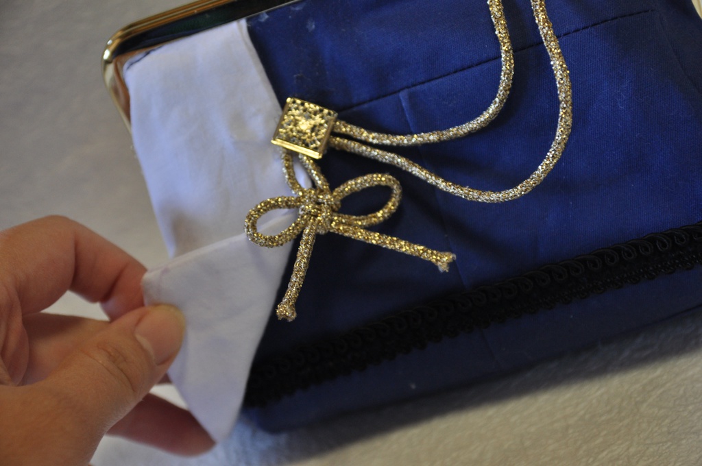 にっかり青江イメージ俵型がま口ポーチ