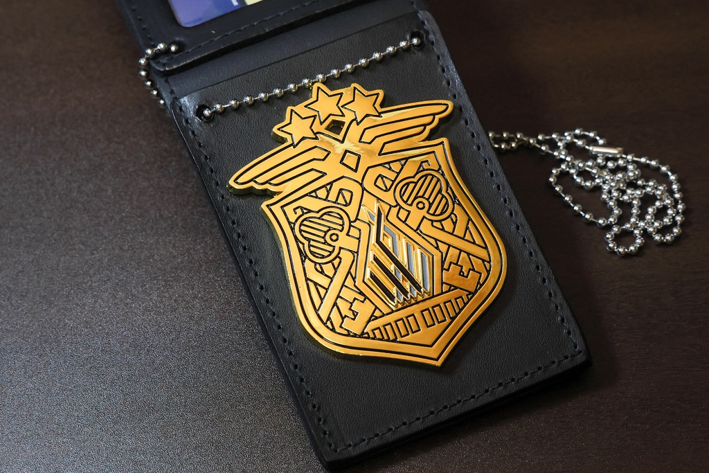 ヴァルキューレ警察バッジ Lサイズ