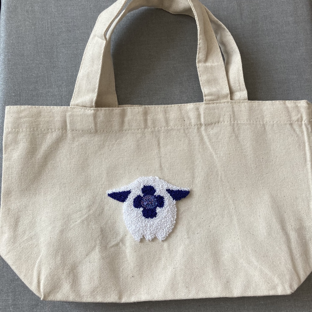 星導ショウ　オトモ　刺繍トートバッグ
