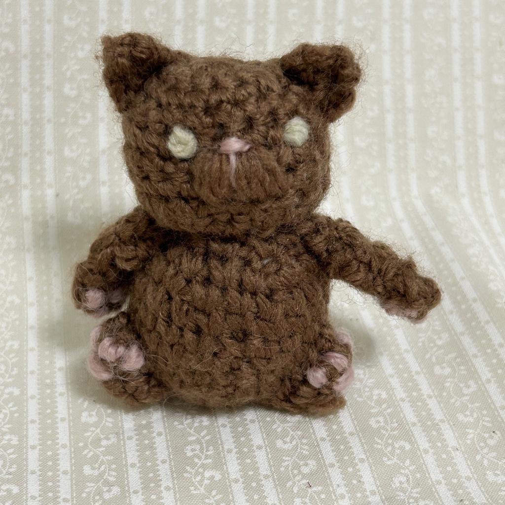 みんにゃちがってみんにゃいい編みぐるみ (ブラウン)