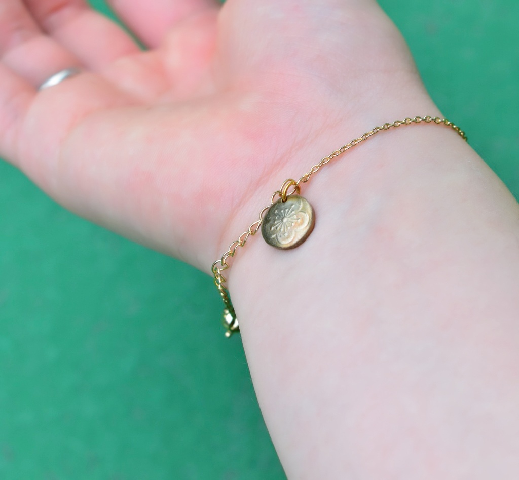 梅コイン ブレスレット