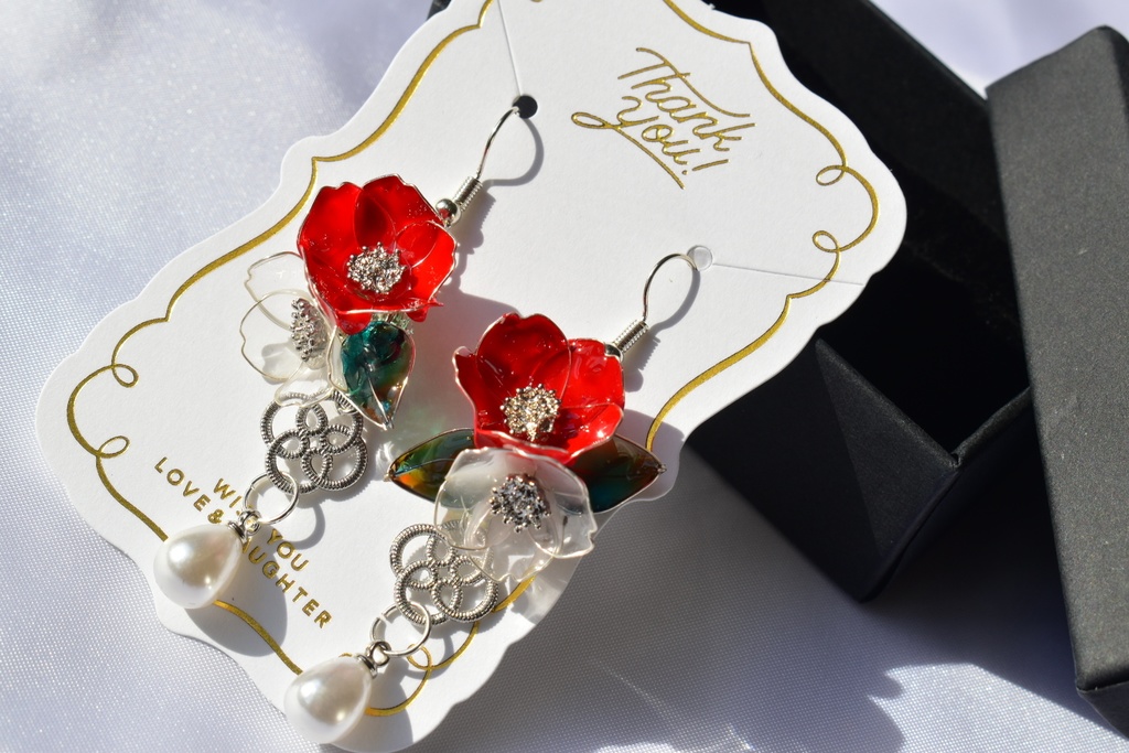 【スパコミ20】椿のピアス