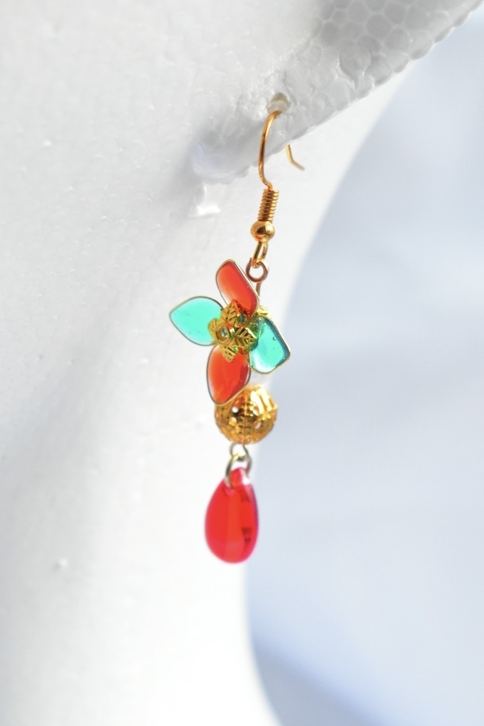 概念ピアス ディップアート