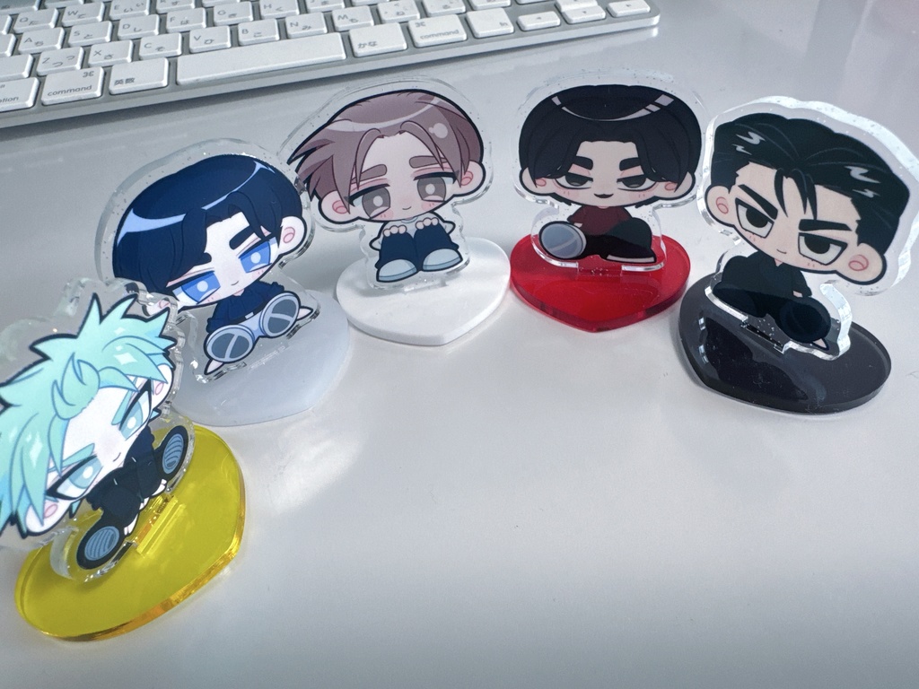 おすわりアクリルスタンド