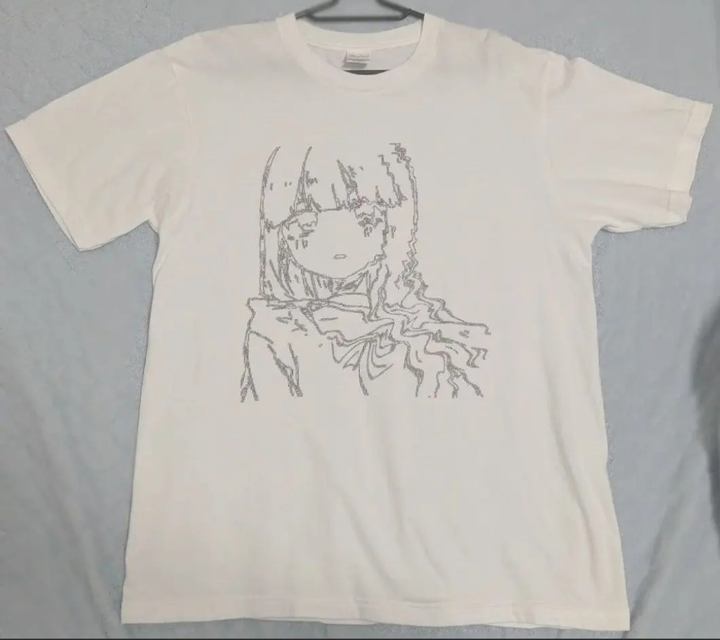 ゆがむTシャツ