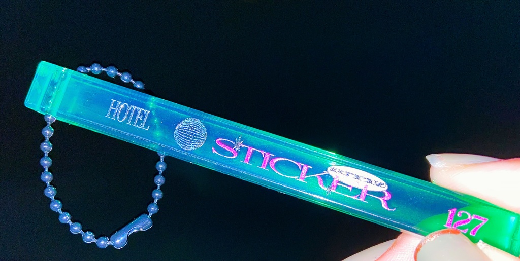 STICKER ホテルキーホルダー