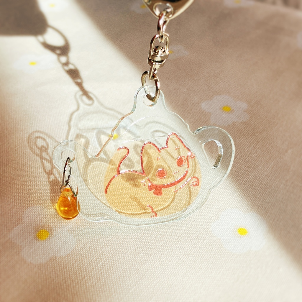 紅茶ポットにゃんこアクキー