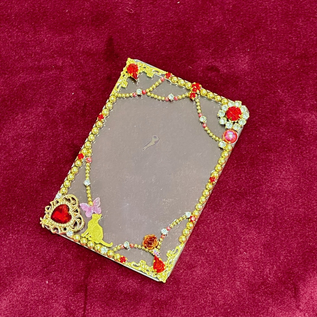 B8サイズ　硬質ケースデコ　レッド（赤）系