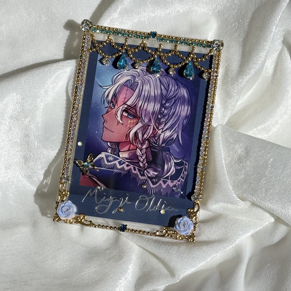 B8サイズ 硬質ケースデコ レース ライトブルー(水色)系