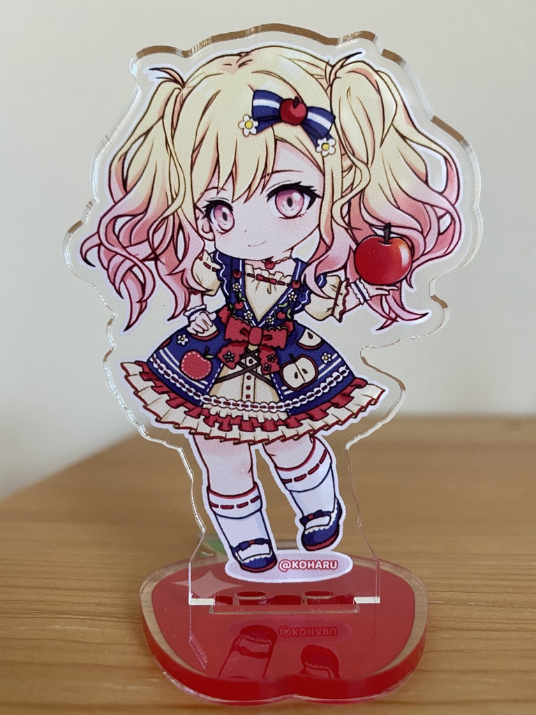 (非公式)東雲姉弟と天馬兄妹の🍎なアクスタ