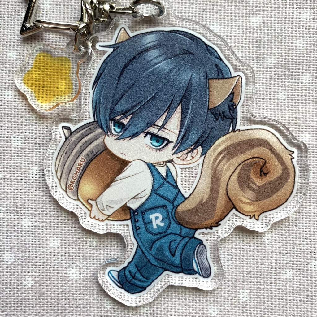 ブルロどんぐりアクキー