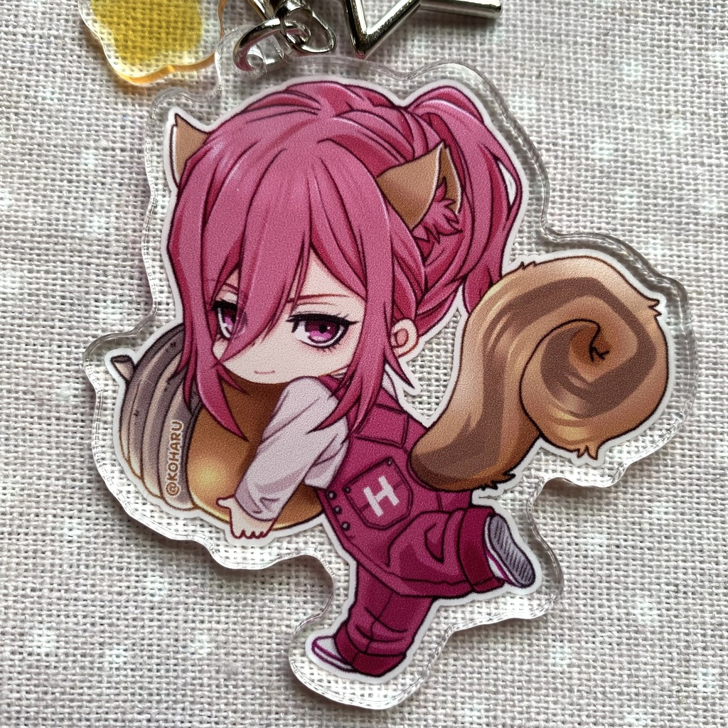 ブルロどんぐりアクキー