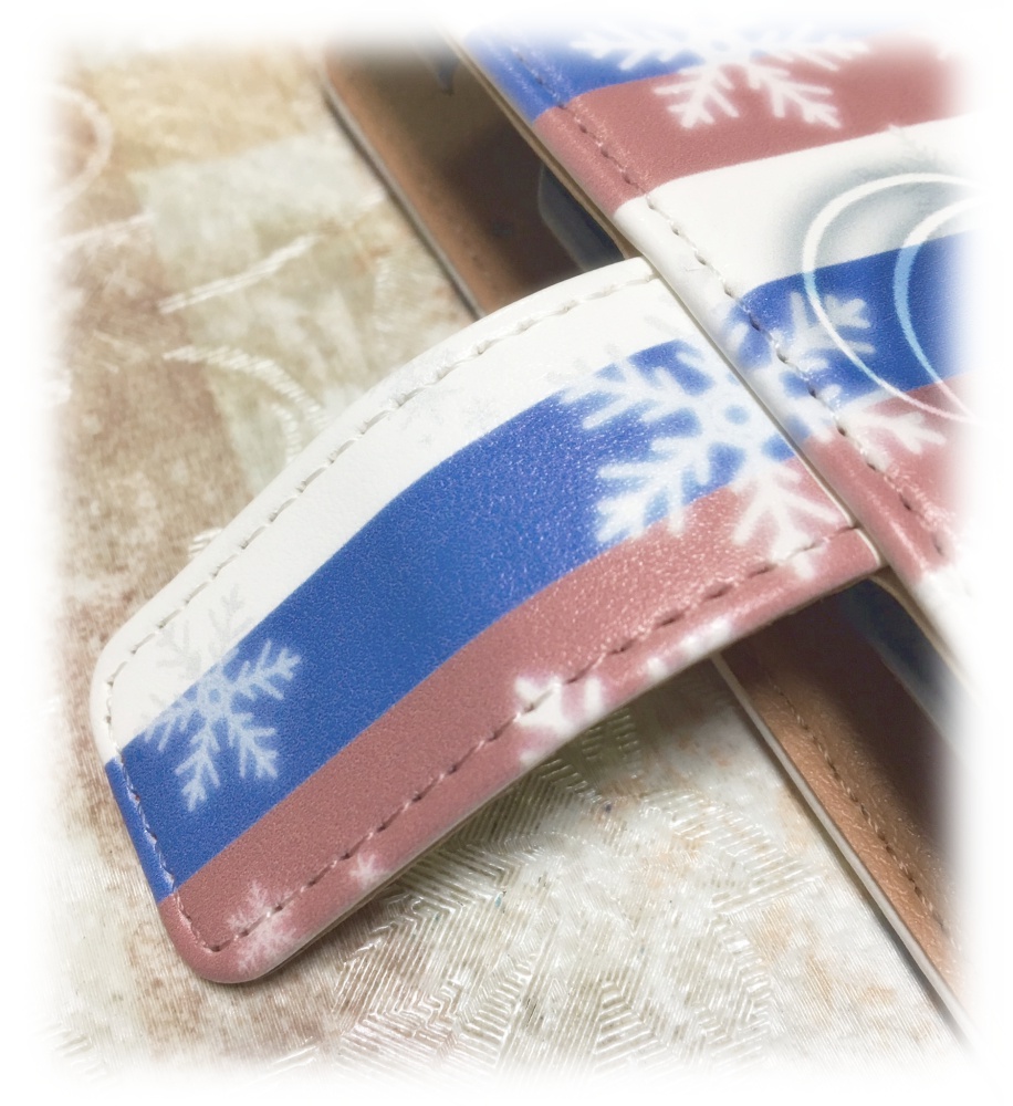 ストライプでスノーなiphoneケース(ろしあ国旗モチーフ)