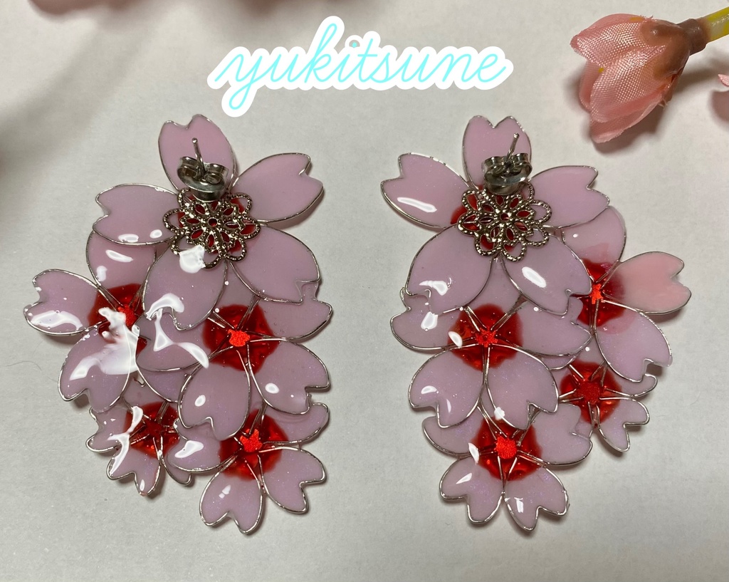 【No.116】ハンドメイド 桜のピアス ピアス 桜 春 雪狐レジン ディップフラワー