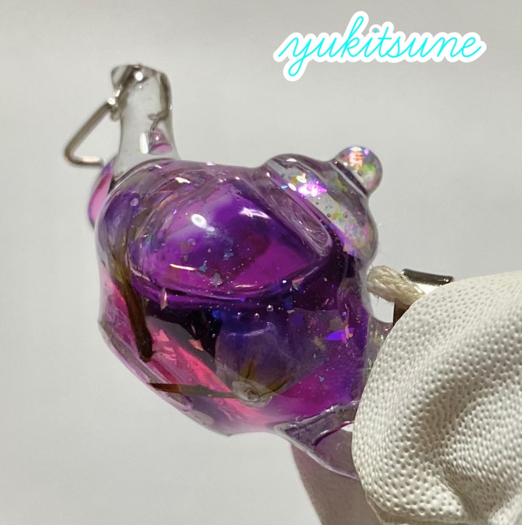 【No.152】ハンドメイド マロウティー ティーポット グラス ピアス ネックレス ペンダント レジン ハーバリウム 雪狐レジン