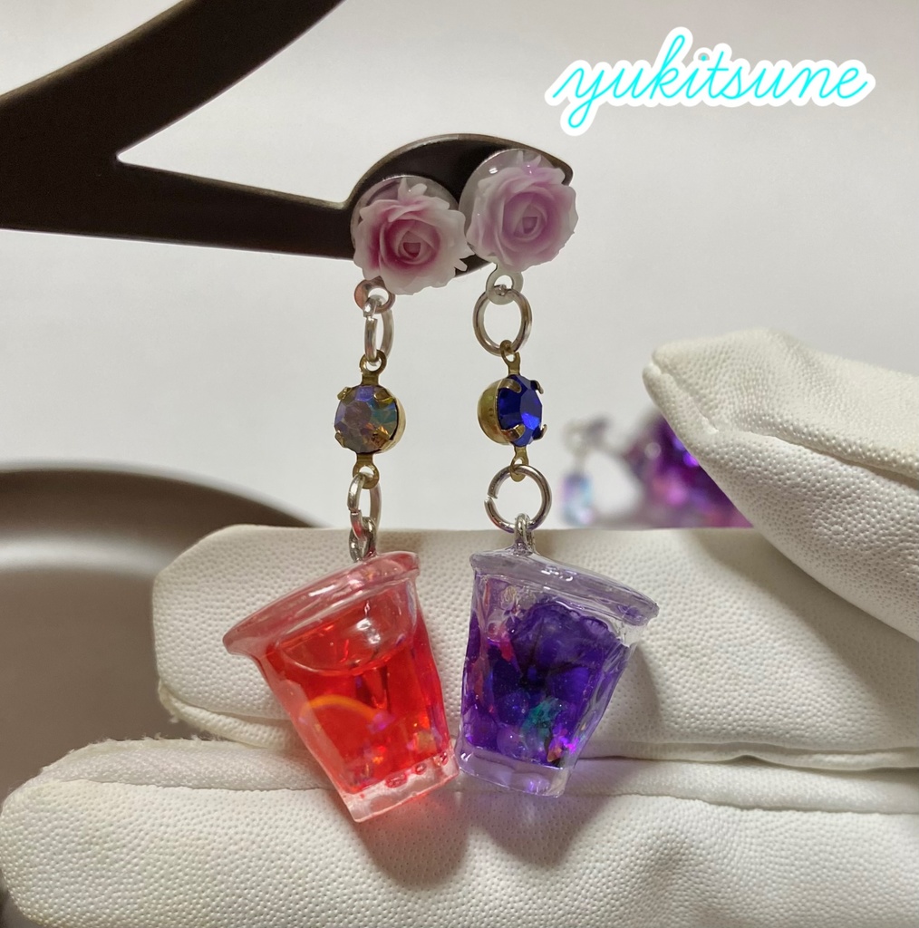 【No.152】ハンドメイド マロウティー ティーポット グラス ピアス ネックレス ペンダント レジン ハーバリウム 雪狐レジン