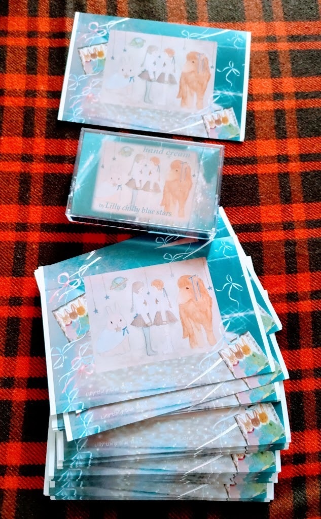 hand creams Lilly chilly blue starsの1stカセットテープミニアルバム